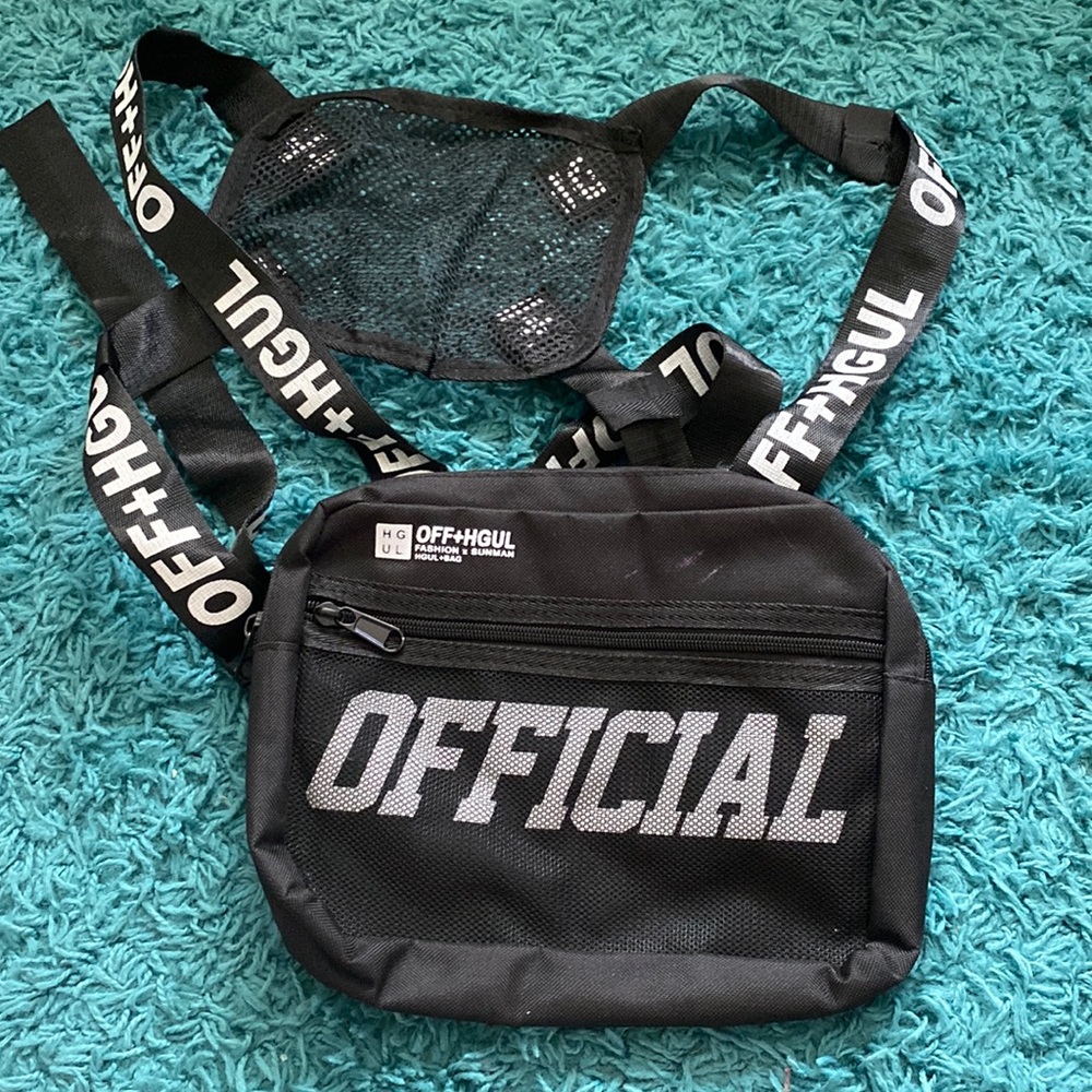 Official chest bag